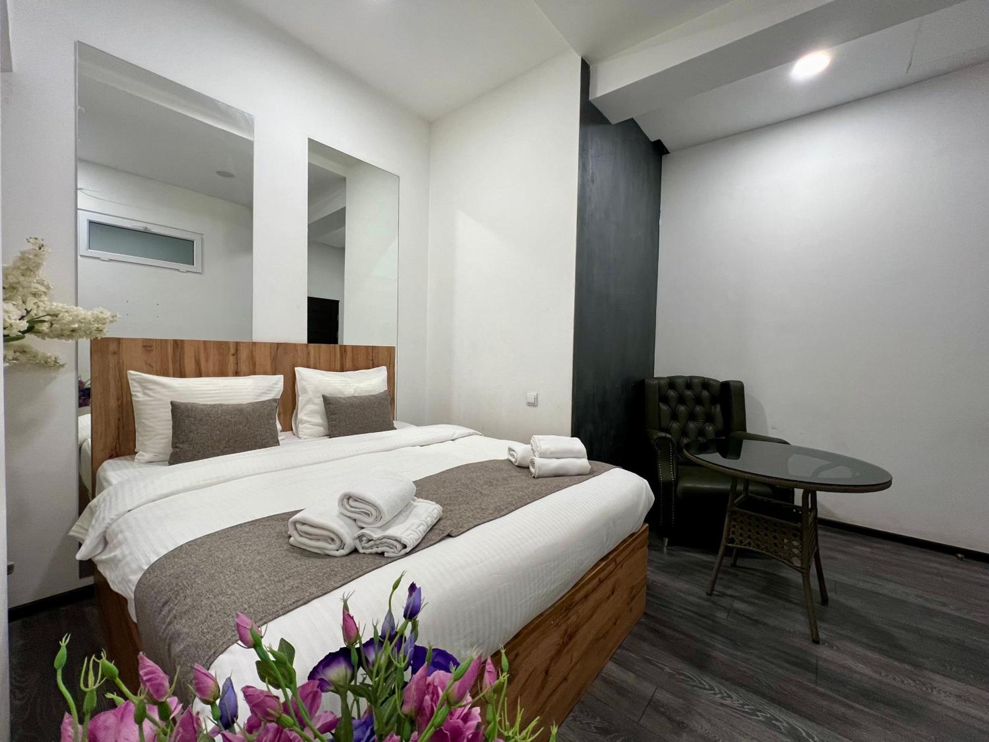 Yvn Tumanyan Apart-Hotel 예레반 외부 사진