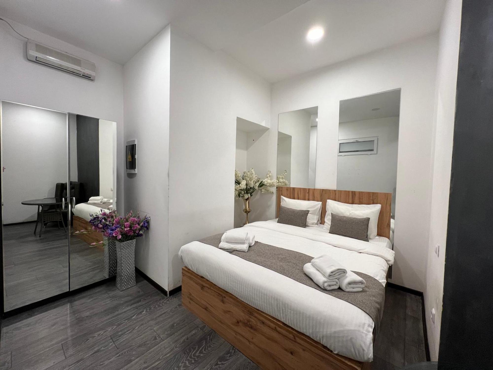 Yvn Tumanyan Apart-Hotel 예레반 외부 사진